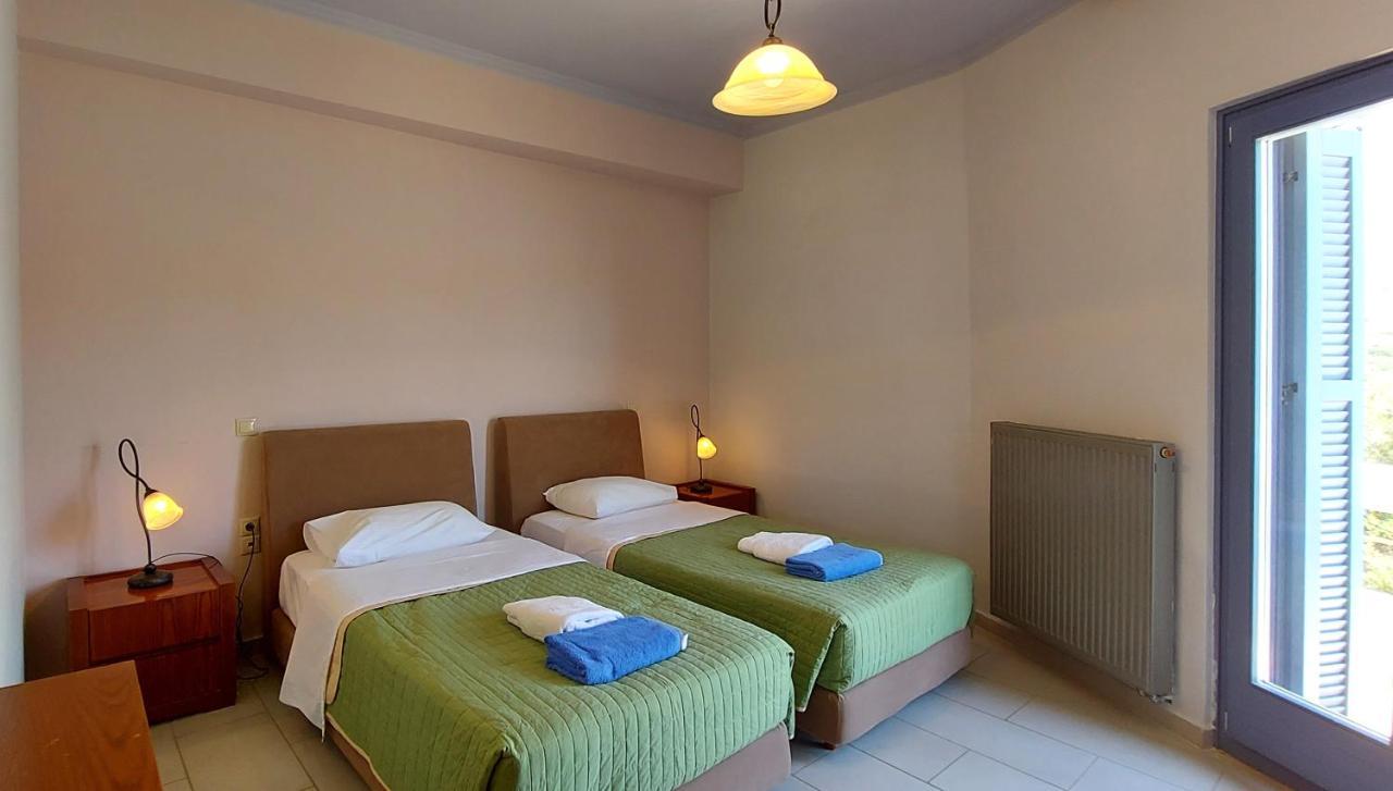 Apartament Thealia Karefilianá Zewnętrze zdjęcie