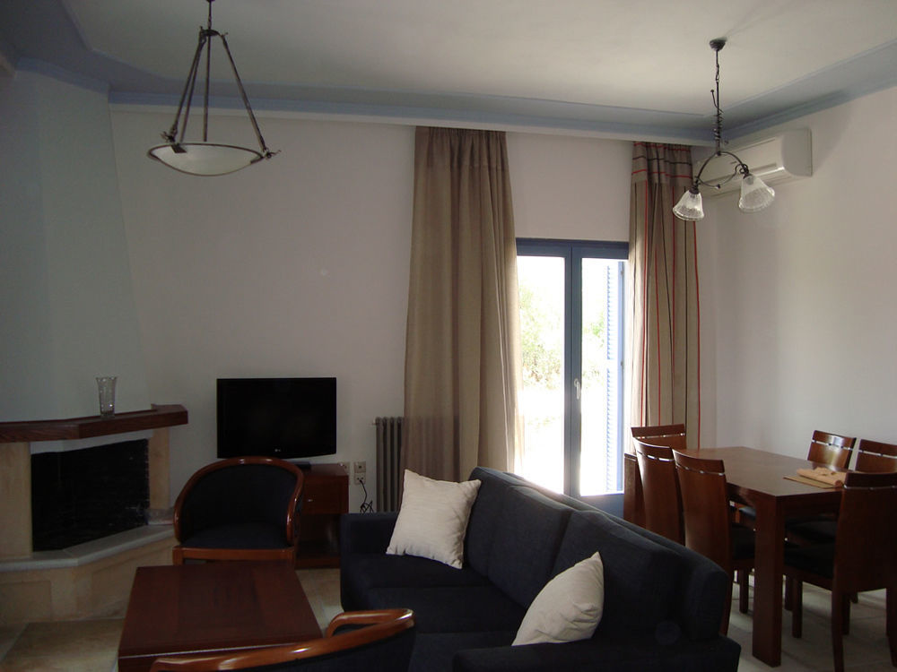 Apartament Thealia Karefilianá Zewnętrze zdjęcie